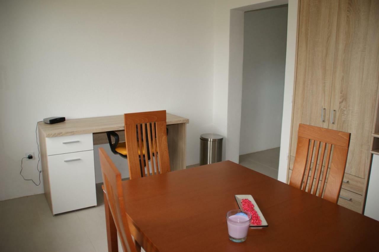 Apartman "Bogut" Слуни Экстерьер фото
