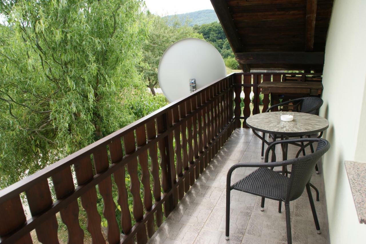 Apartman "Bogut" Слуни Экстерьер фото