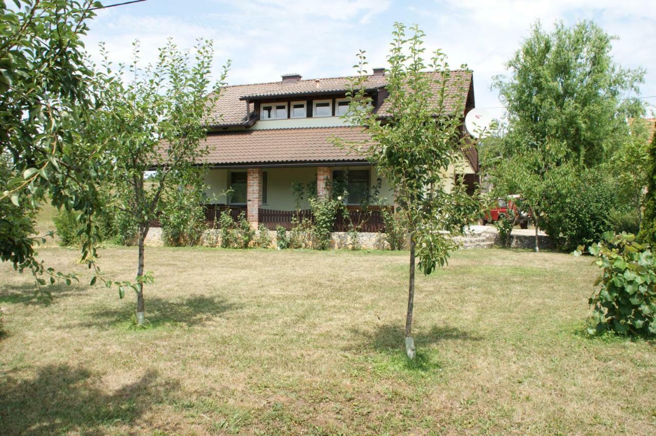 Apartman "Bogut" Слуни Экстерьер фото
