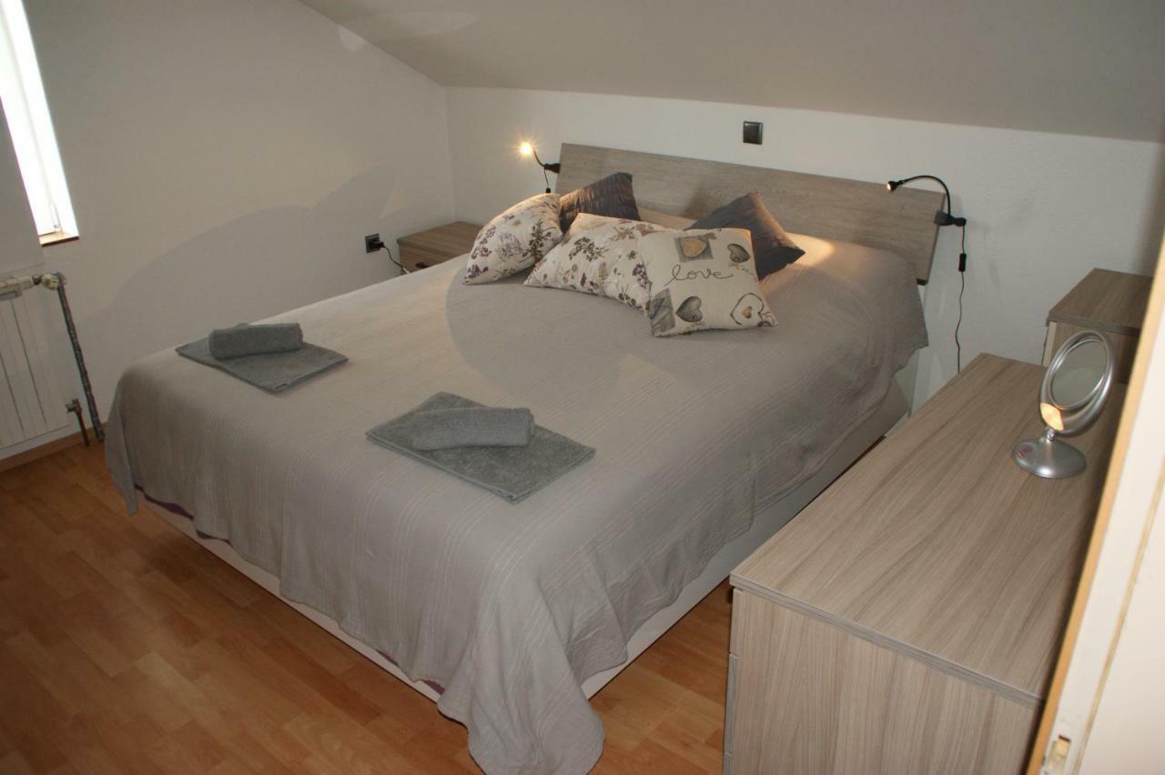 Apartman "Bogut" Слуни Экстерьер фото