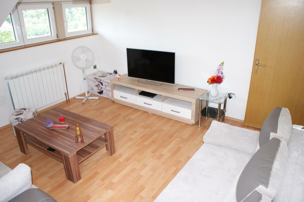 Apartman "Bogut" Слуни Экстерьер фото